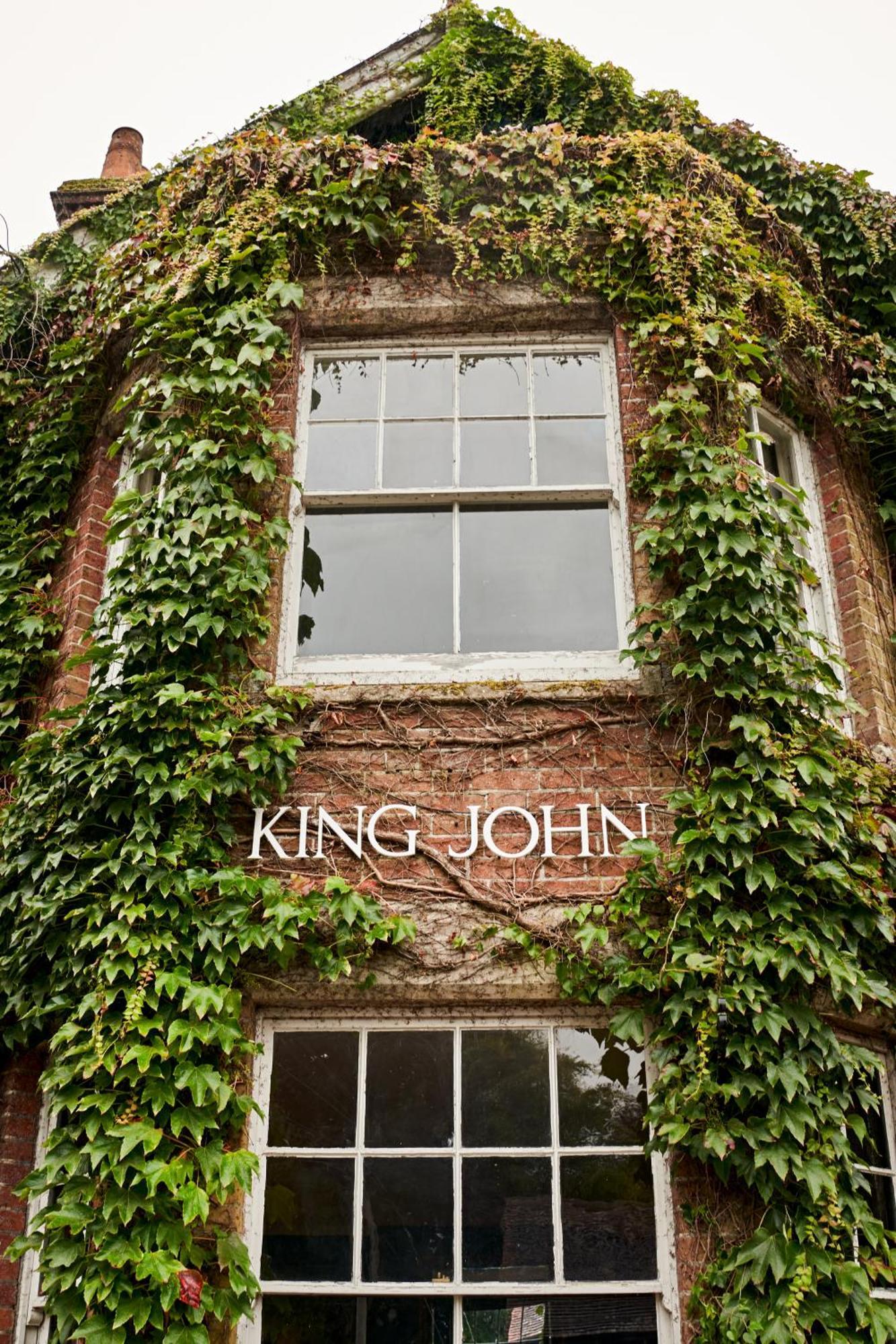 King John Inn Tollard Royal エクステリア 写真