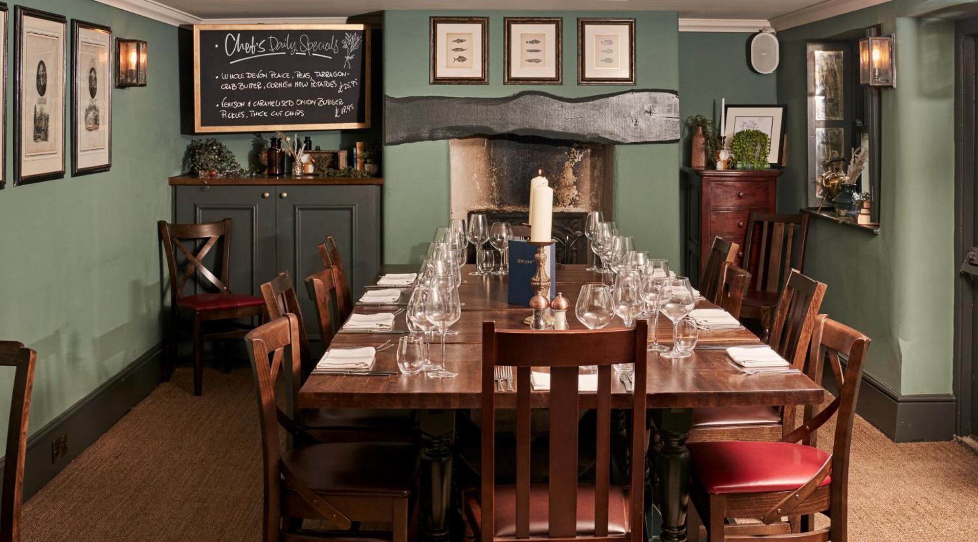 King John Inn Tollard Royal エクステリア 写真